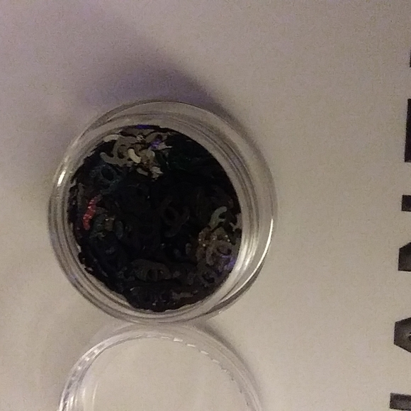 💅 1 Small Jar of Chanel Nail Art Decals - Picture 3 of 4